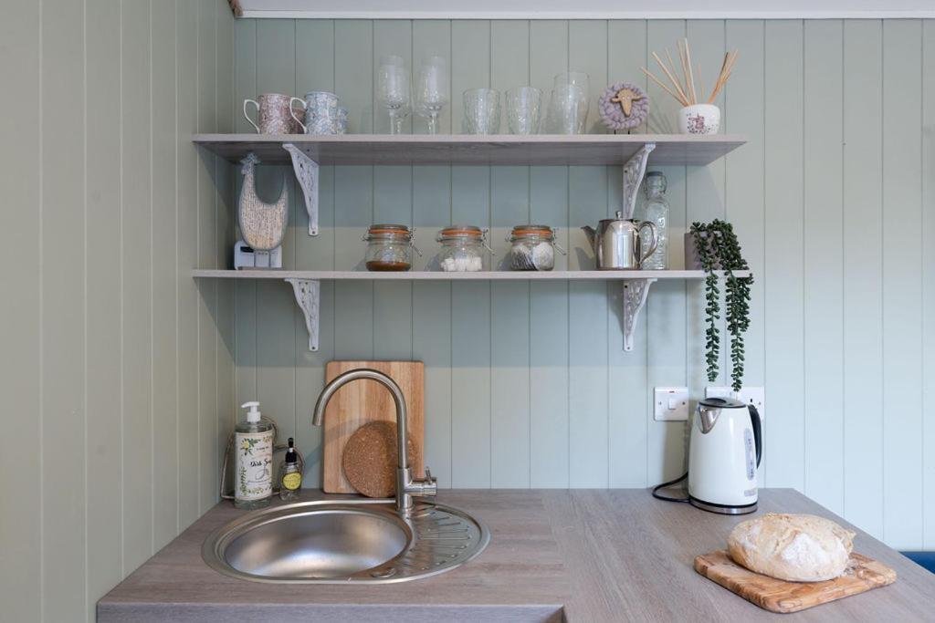 Barfield Shepherds Hut Magherafelt Dış mekan fotoğraf